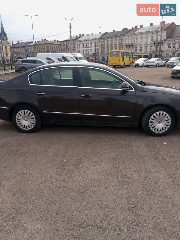 Volkswagen Passat (2005)