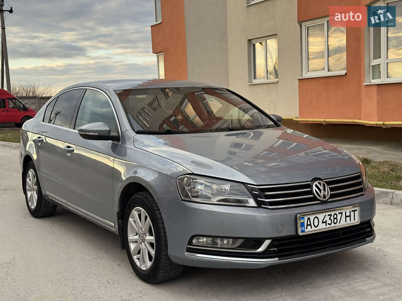 Volkswagen Passat (2011)