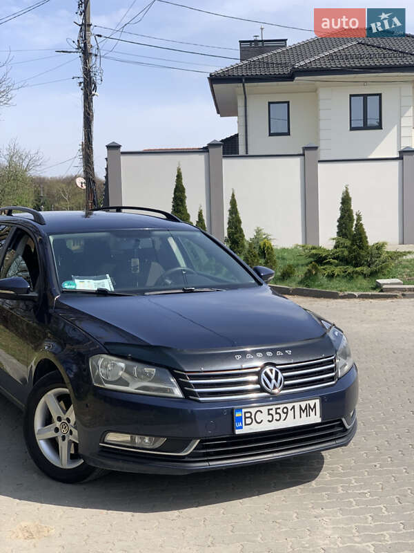Volkswagen Passat (2010)