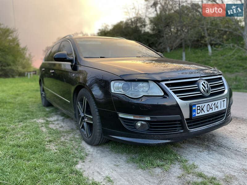 Volkswagen Passat (2010)