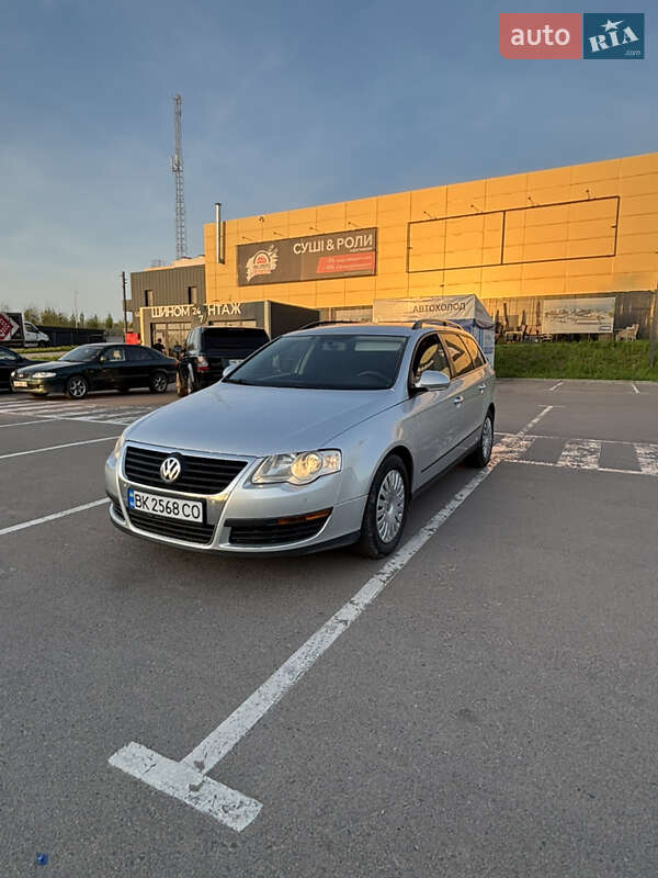 Volkswagen Passat (2010)