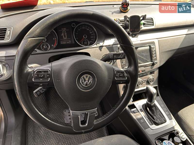 Volkswagen Passat (2014)