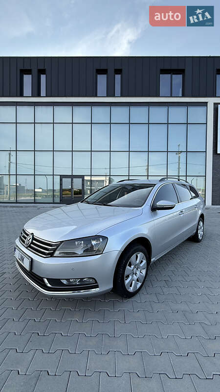 Volkswagen Passat (2011)