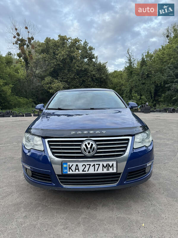 Volkswagen Passat (2006)