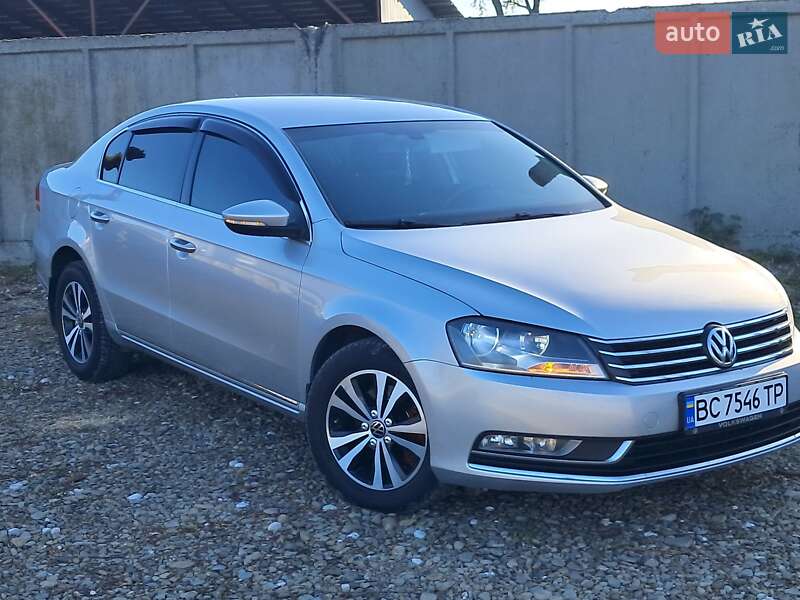 Volkswagen Passat (2011)