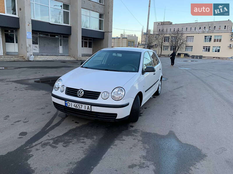 Volkswagen Polo (2003)