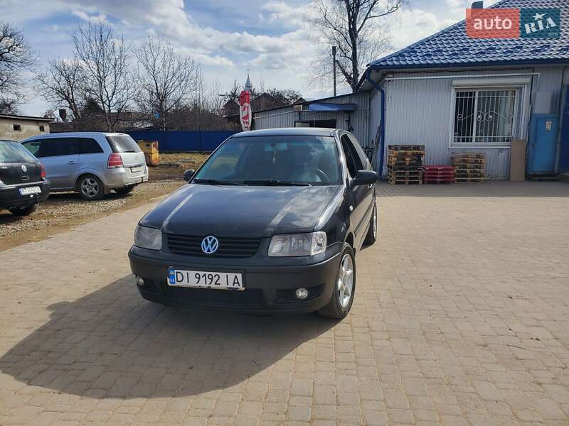 Volkswagen Polo (2000)