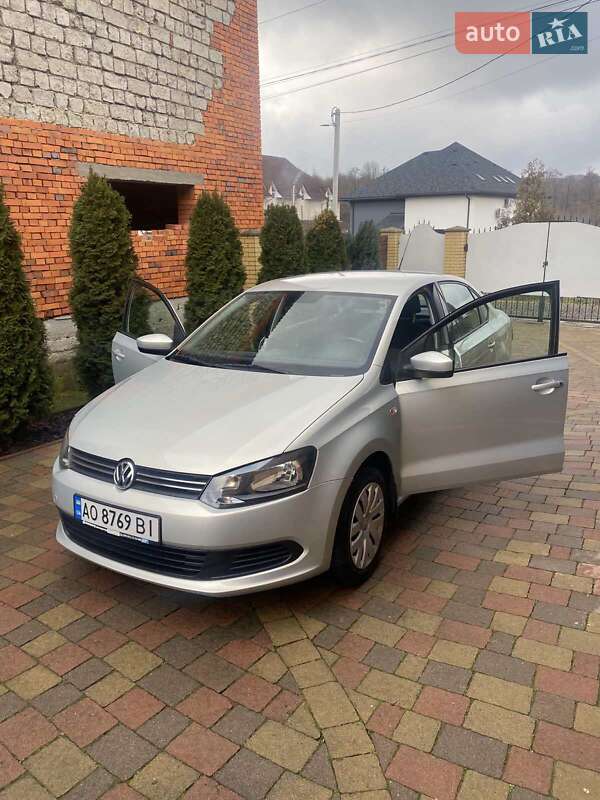 Volkswagen Polo (2012)