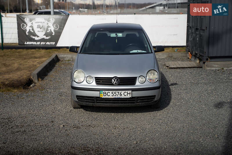 Volkswagen Polo (2004)