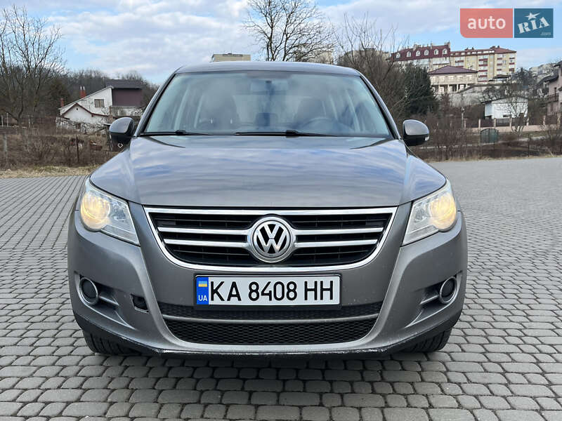 Volkswagen Tiguan (2010)