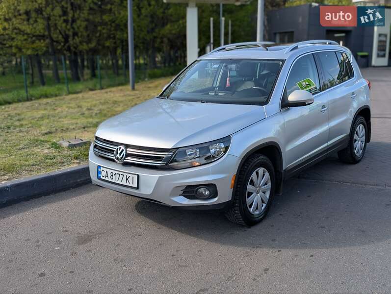 Volkswagen Tiguan (2012)
