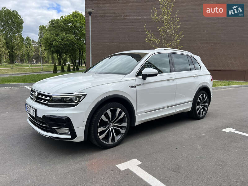 Volkswagen Tiguan (2017)