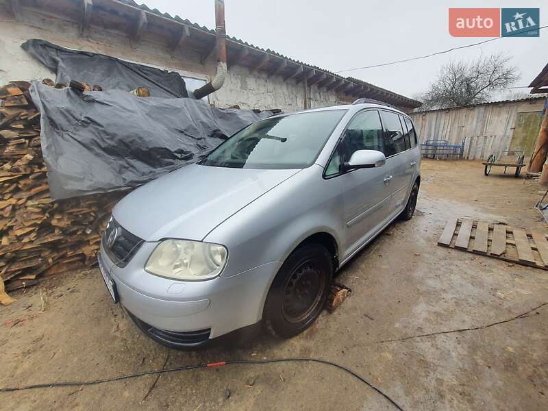 Volkswagen Touran (2004)