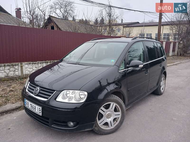 Volkswagen Touran (2003)