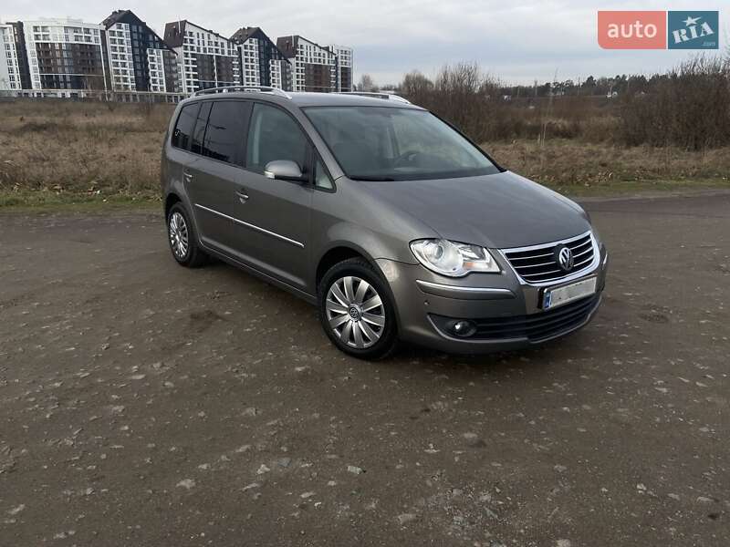Volkswagen Touran (2007)