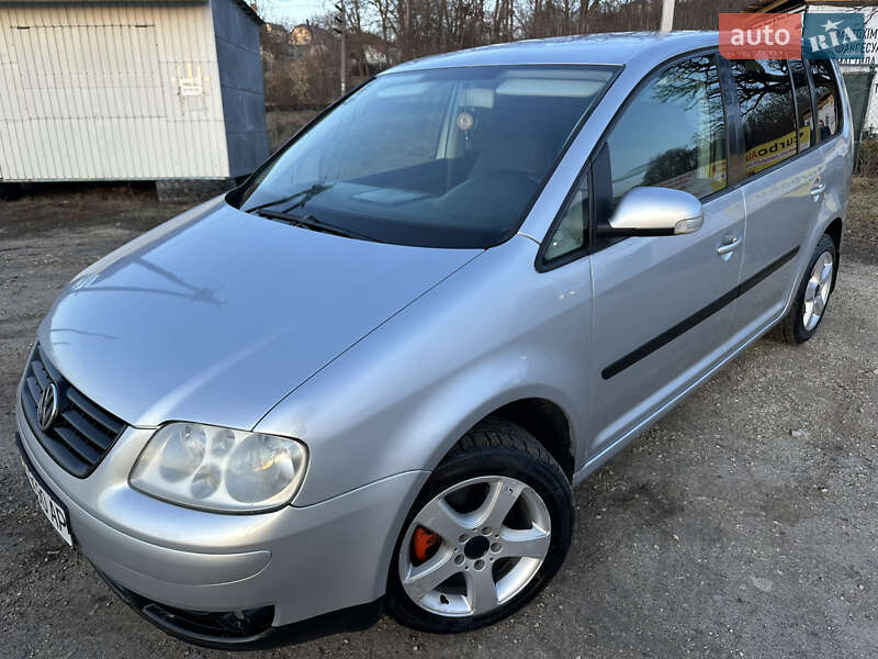 Volkswagen Touran (2003)