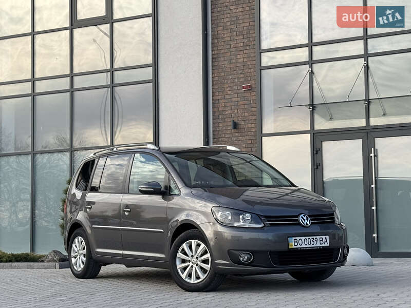 Volkswagen Touran (2011)