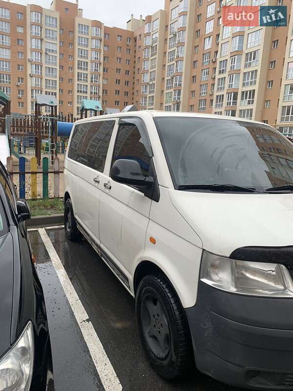 Volkswagen Transporter (2005)
