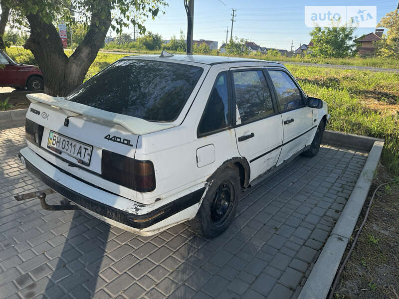 Volvo 440 (1991)
