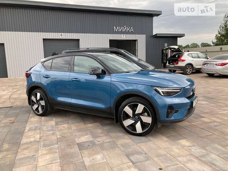 Volvo C40 recharge (2021)