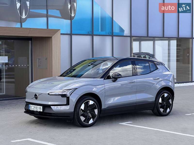Volvo Ex30 (2023)