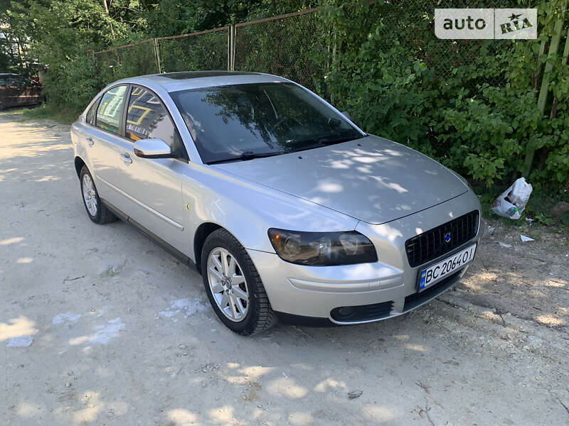 Volvo S40 (2005)