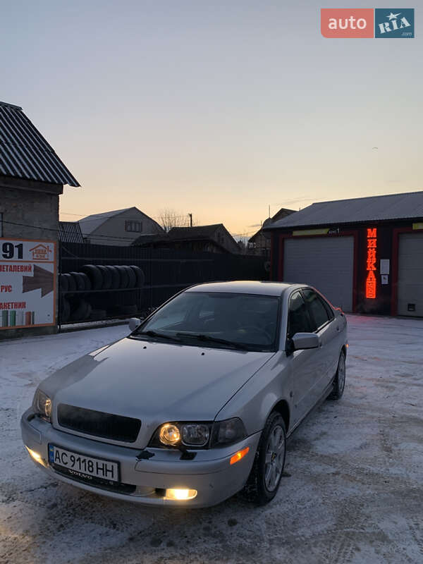 Volvo S40 (2003)