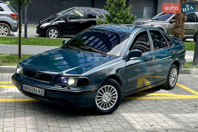 Volvo S40 (1998)