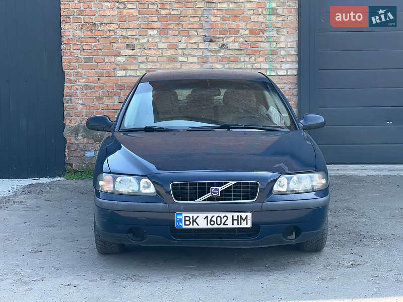 Volvo S60 (2001)
