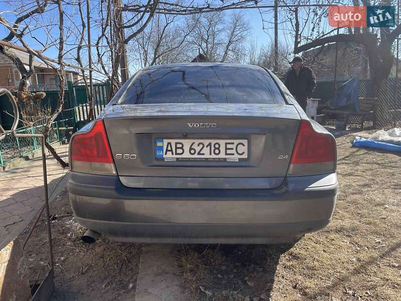 Volvo S60 (2004)