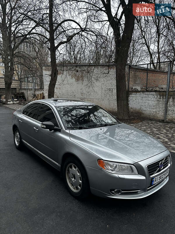 Volvo S80 (2009)