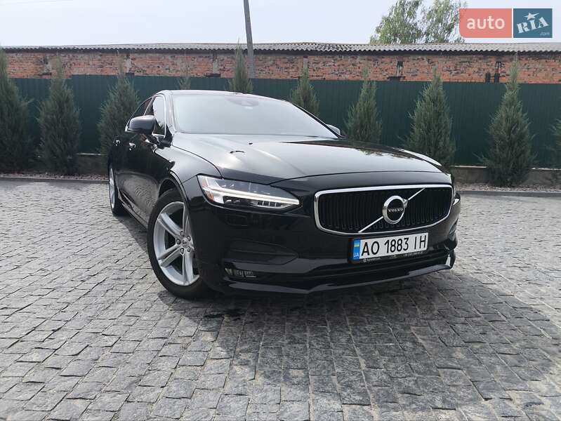 Volvo S90 (2018)