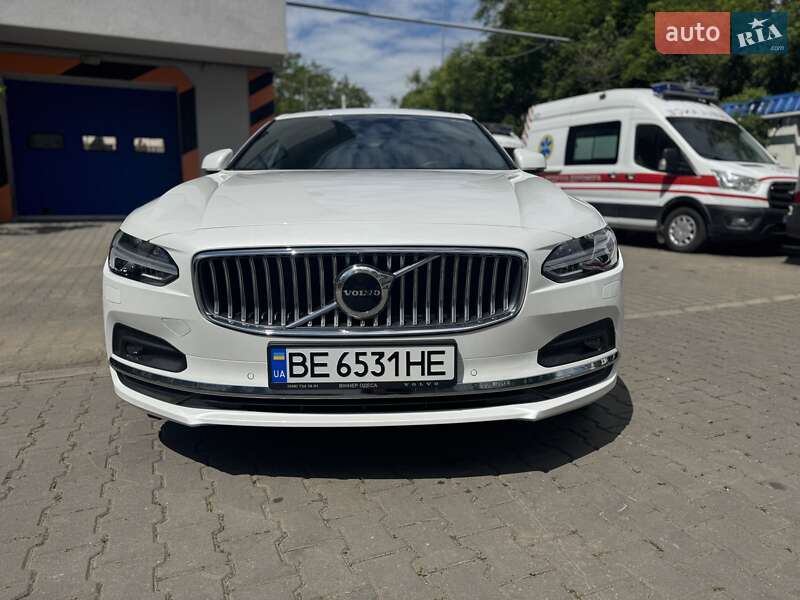 Volvo S90 (2020)
