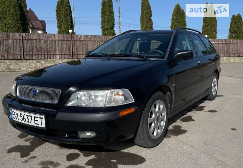 Volvo V40 (2002)