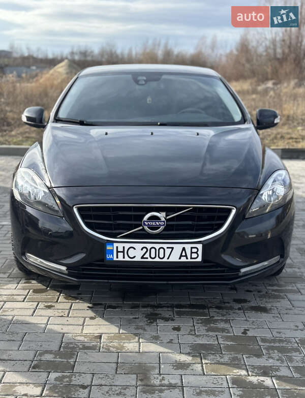 Volvo V40 (2013)