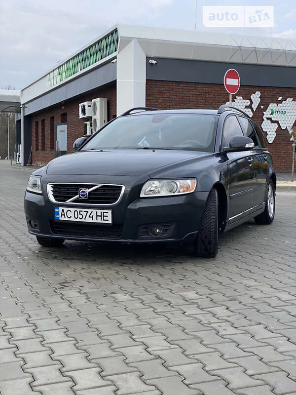 Volvo V50 (2009)
