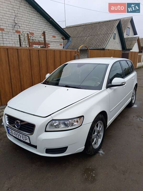 Volvo V50 (2011)