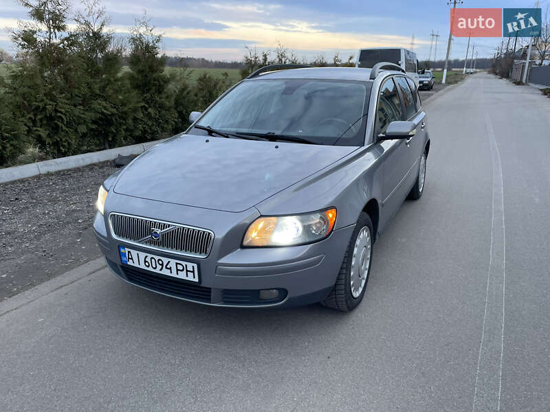 Volvo V50 (2004)