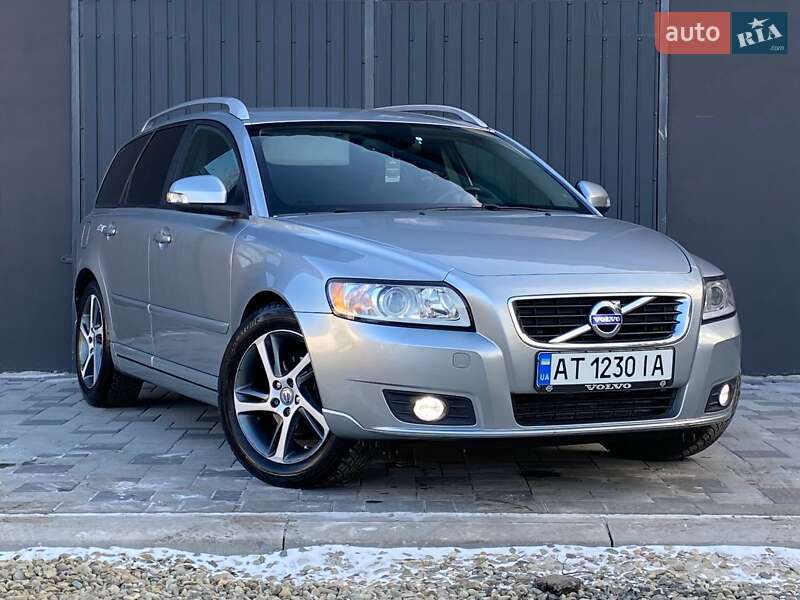 Volvo V50 (2011)
