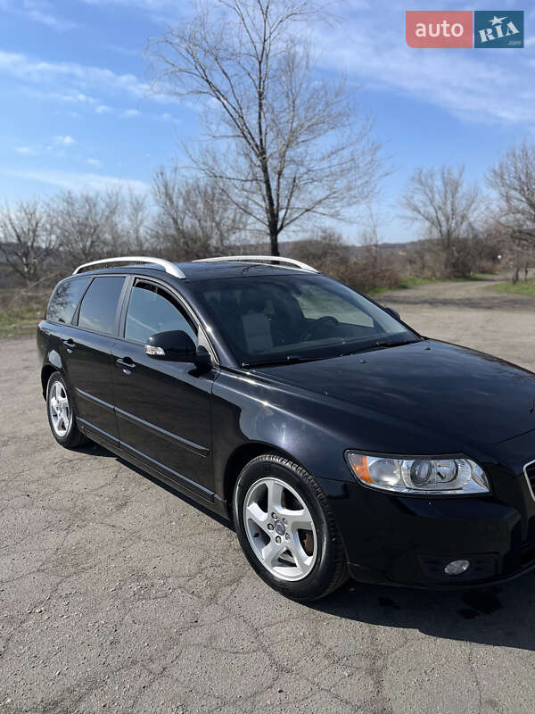 Volvo V50 (2011)