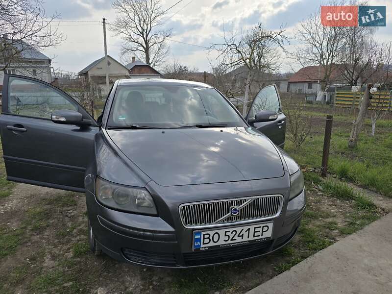 Volvo V50 (2006)