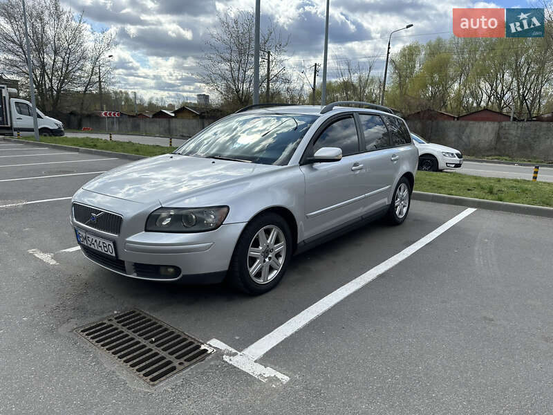 Volvo V50 (2004)