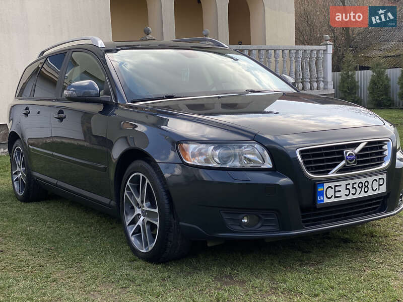 Volvo V50 (2009)