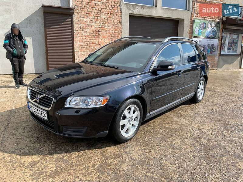 Volvo V50 (2010)