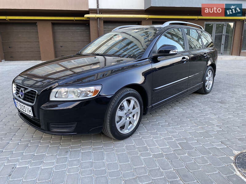 Volvo V50 (2010)