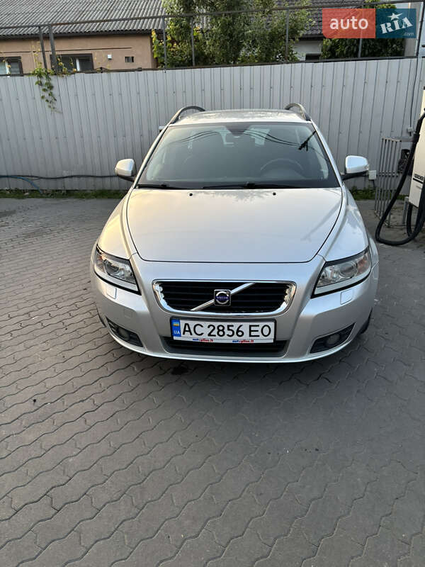 Volvo V50 (2009)