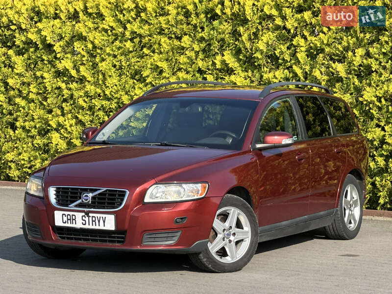 Volvo V50 (2008)