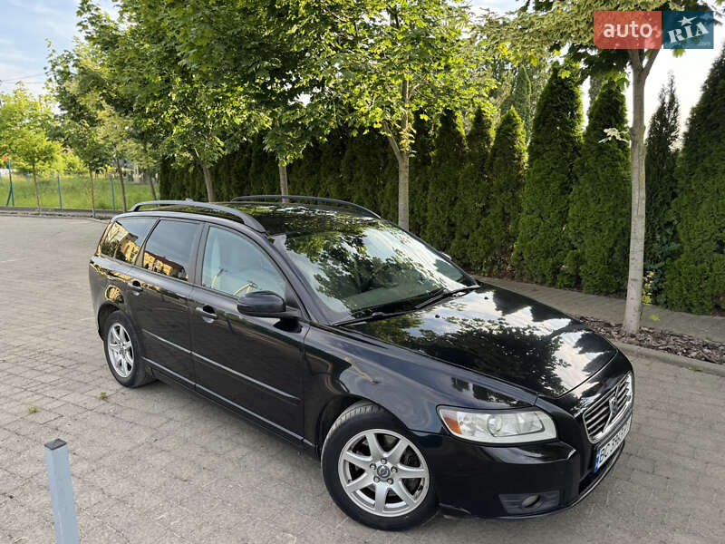 Volvo V50 (2008)
