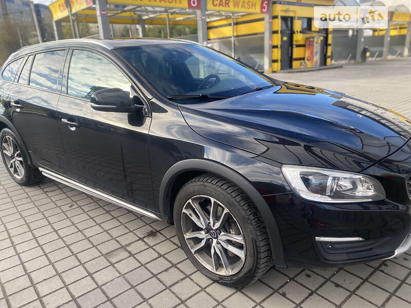 Volvo V60 (2016)