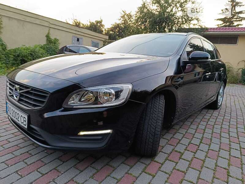 Volvo V60 (2015)
